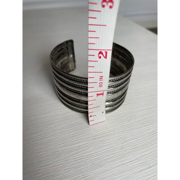 Silver Cuff Vintage Bracelet Rustic Western Wide Cuff Rope Ribs - Picture 8 of 9